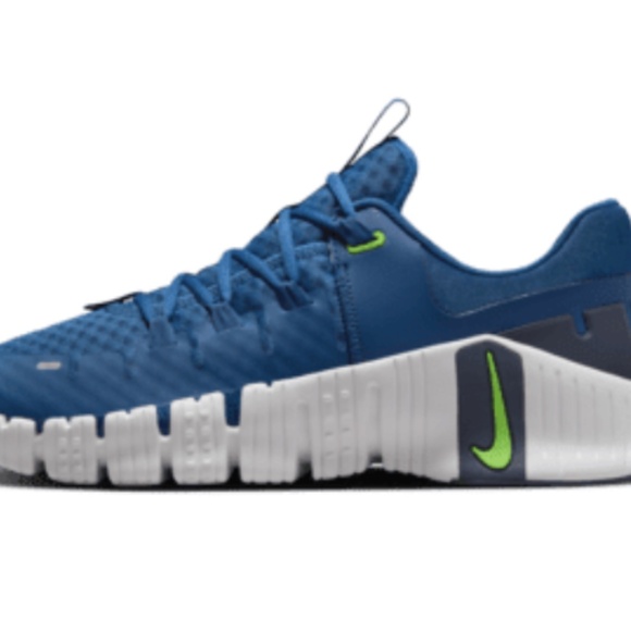 Blue Nike Free Metcon 5- Size M 7 / W 8.5- - Picture 1 of 5